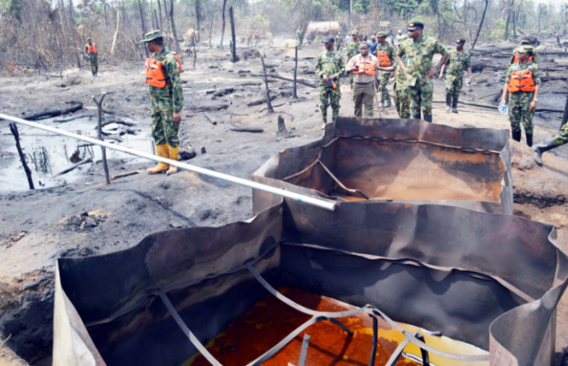 Photo of Nigerian Army in a Refining Site in Rivers States